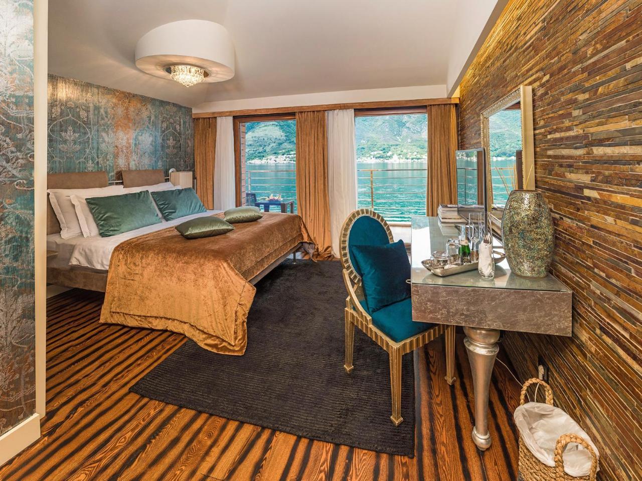 Hotel Forza Mare Kotor Eksteriør billede